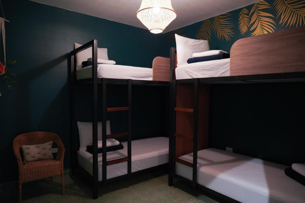 סן חואן Santurcia Hostel (Adults Only) מראה חיצוני תמונה
